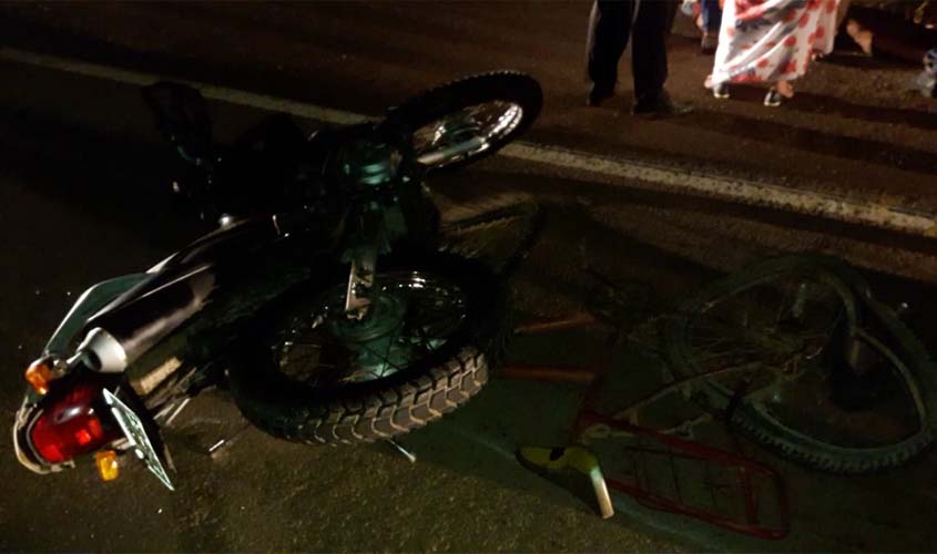 Colisão na BR-364 entre moto e bicicleta deixa condutores feridos 