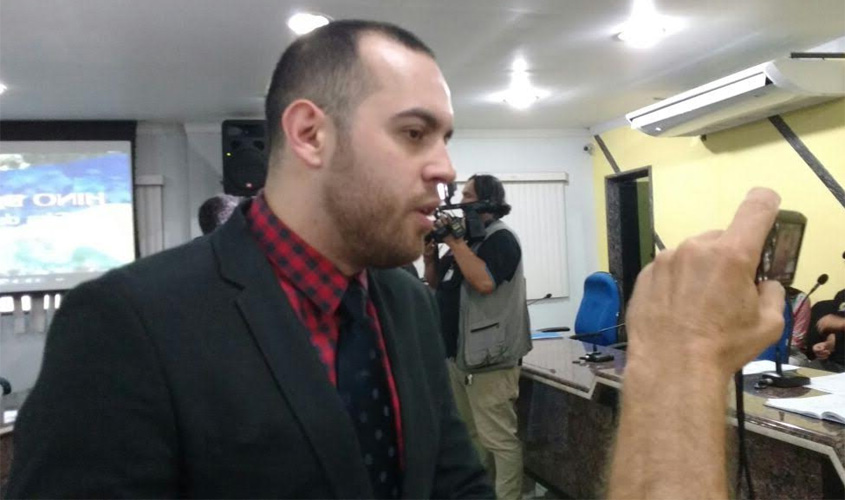 Márcio Oliveira aponta negligência da prefeitura no bairro Planalto e cobra providências