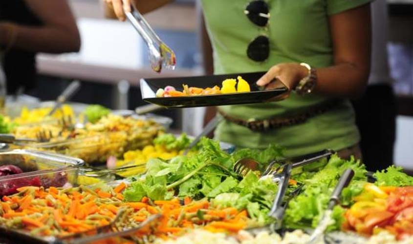 Preço da alimentação fora de casa na cidade de Porto Velho se mantém estável em agosto