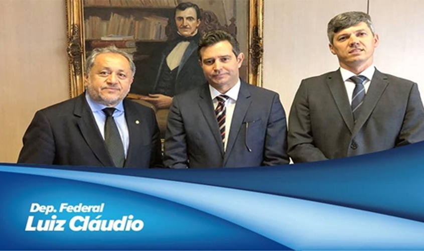 Deputado federal Luiz Cláudio (PR-RO) se reúne com o Ministro dos Transportes
