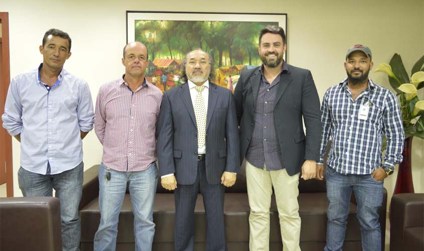 Léo Moraes se reúne com Presidente do TJRO para acompanhar criação do Posto Avançado de Cartório em União Bandeirantes