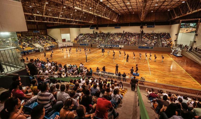 Governo de Rondônia prepara o amistoso entre as seleções brasileira e holandesa de vôlei, no Ginásio Cláudio Coutinho