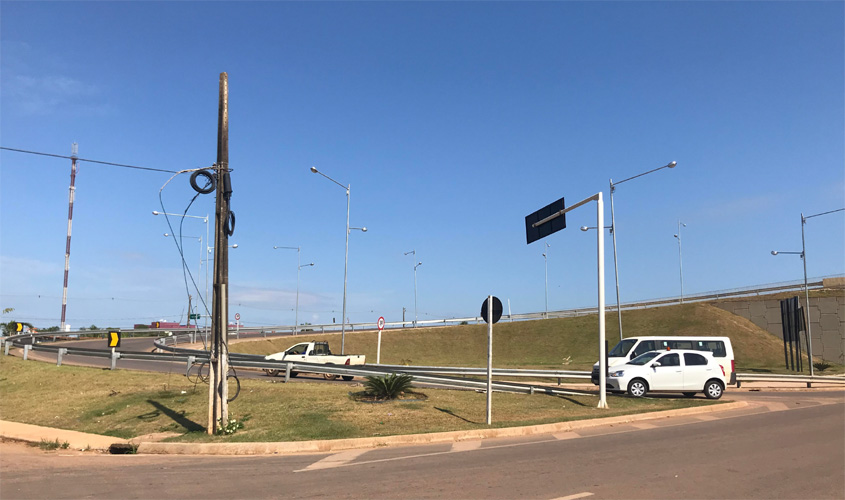 Prefeitura denuncia furto dos cabos da rede de iluminação pública do viaduto da rua Três e Meio