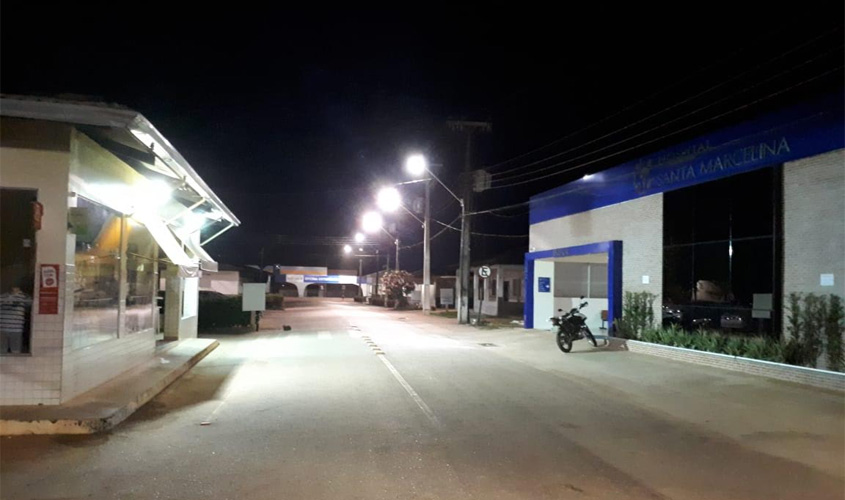 Emdur renova iluminação na Vila Ferroviária, Porto Cai N’Água e ruas do Baixa União