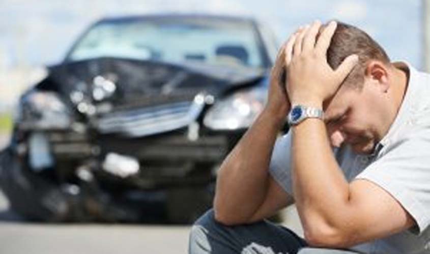 Dano moral por acidente automobilístico sem vítima depende de comprovação