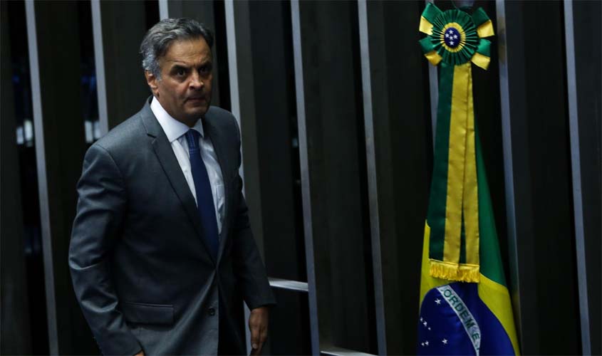 Aécio Neves afirma que ocorreram ilegalidades em processo da PGR contra ele