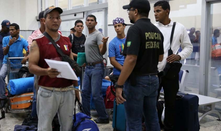 Fechamento de fronteira com Venezuela é impensável, diz Etchegoyen