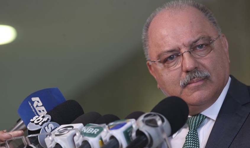 Pedido de apoio a Roraima foi feito há dois anos, diz governadora