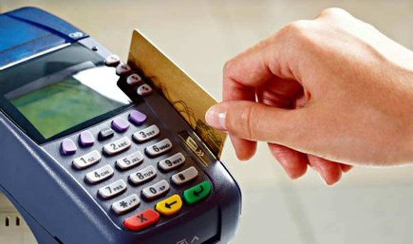 Denatran suspende pagamento de multas com cartão de crédito ou débito