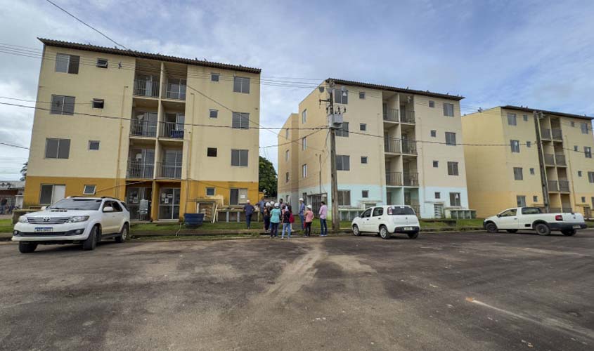 Prefeitura de Porto Velho e comissão de moradores vistoriam obras de conjuntos residenciais