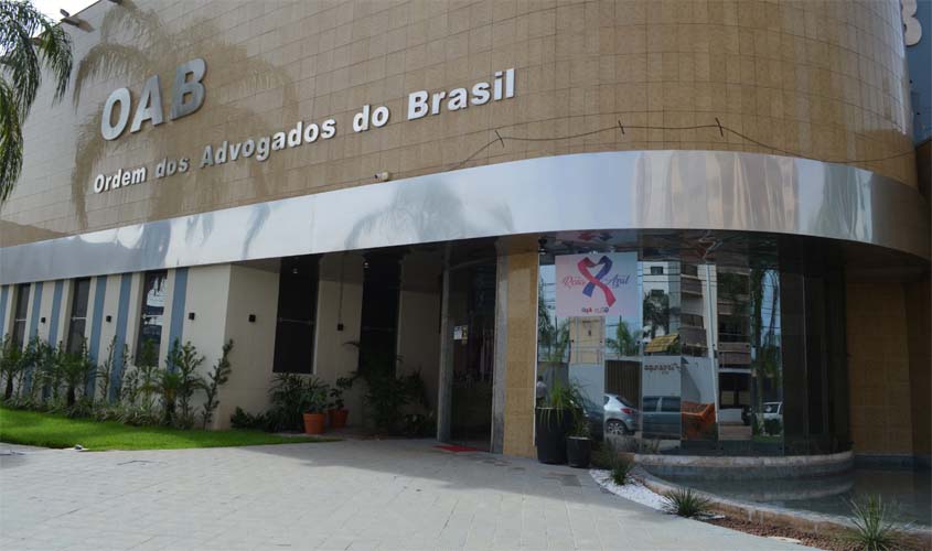 Emoção e compromisso marcam entrega de credenciais a 35 novos advogados em Rondônia