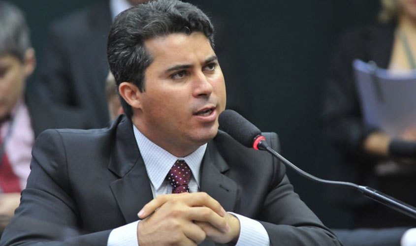Marcos Rogério cobra reforma tributária para reduzir carga de impostos