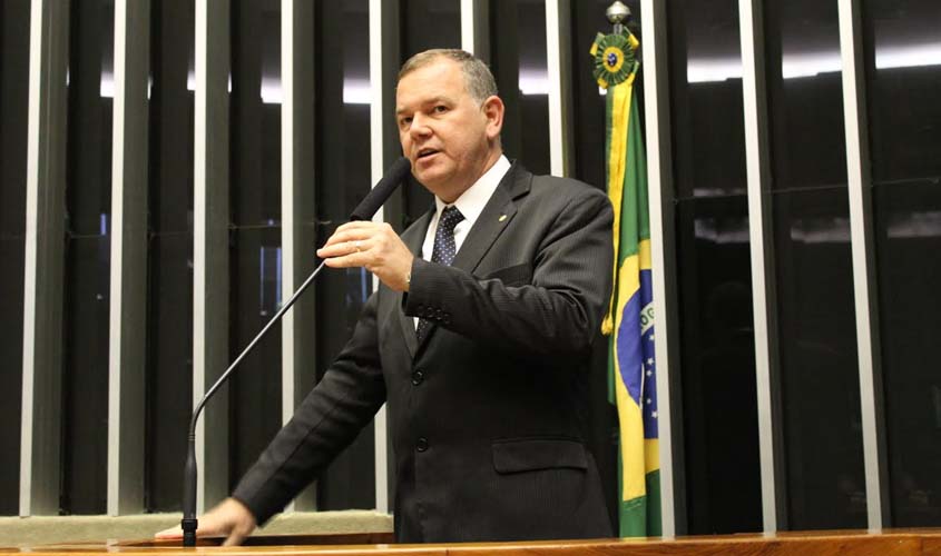 Deputado federal Lúcio Mosquini articula votação de MP que regulariza terras em Rondônia